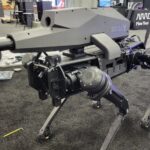 四足狙擊手：一家公司在波士頓動力公司的 Spot 機器人上安裝了狙擊步槍